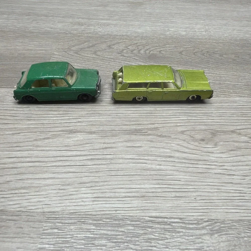 Lesney Matchbox #64 MG 1100 & #55 Or #73 Mercury Die Cast Vintage Cars Ft. Dogs
